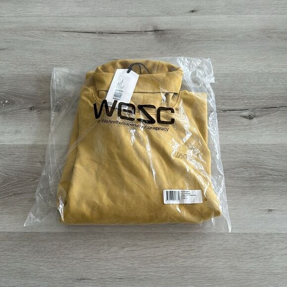 WeSC Long Sleeve Unisex Turtleneck Honey S/M NWT IN PACKAGE - Picture 3 of 5